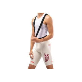 Pantaloncini con bretelle...