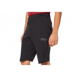 Pantalon court Oakley...