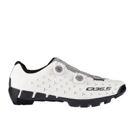 Scarpe Q36.5 Scarpe Uniche...