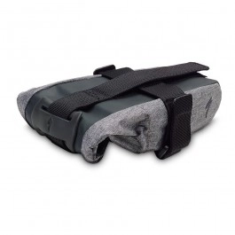 Borsa sotto sella...